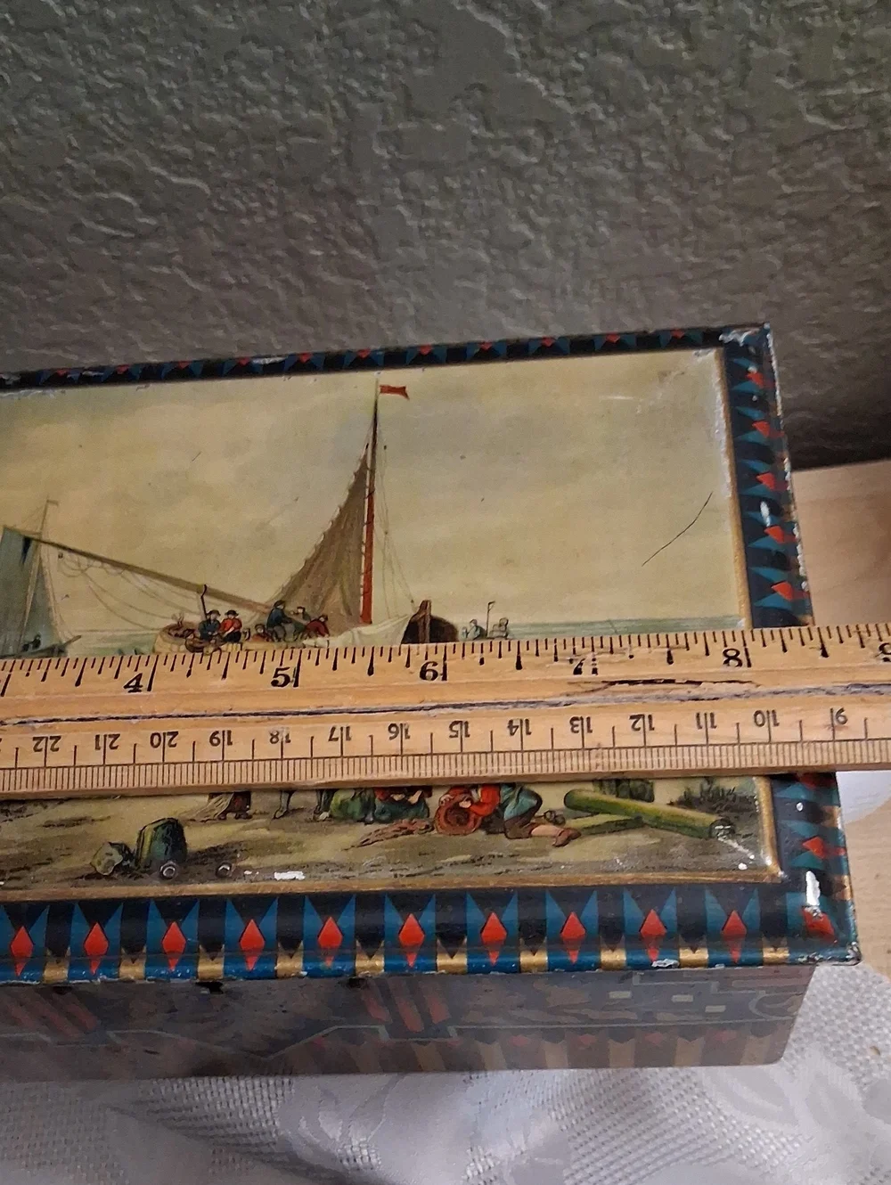 Vintage Tin Lot